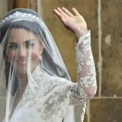 Gdzie kupić suknię ślubną Kate Middleton? Sprawdzone miejsca i ceny!