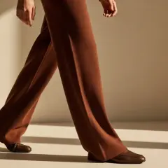 Eleganckie spodnie z dzianiny - styl, komfort i idealne dopasowanie