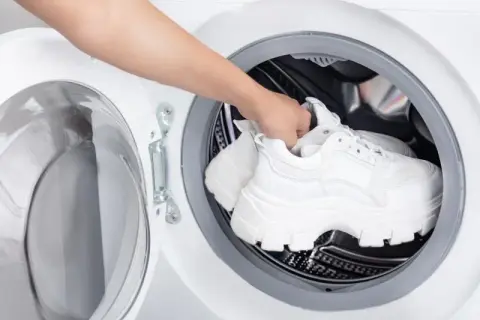 Jakie buty można prać w pralce? Kluczowe wskazówki i zasady prania