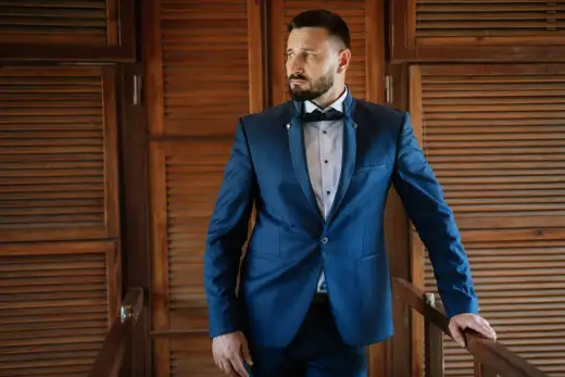 Jaki kolor garnituru jest modny – najnowsze trendy w męskiej modzie